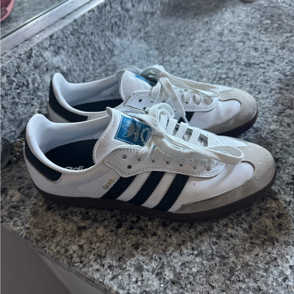 Adidas Sambas